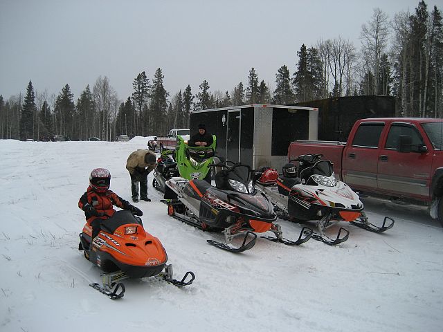 8  yr old Dylan at Caroline AB poker derby 70km run -20C