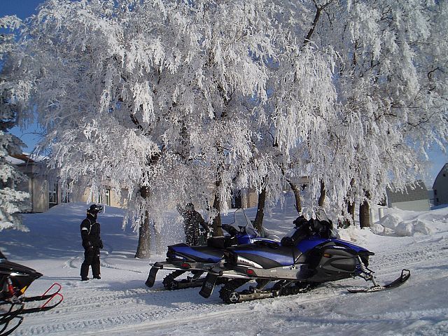 Last ride of the season with tremendous frost on the trees.