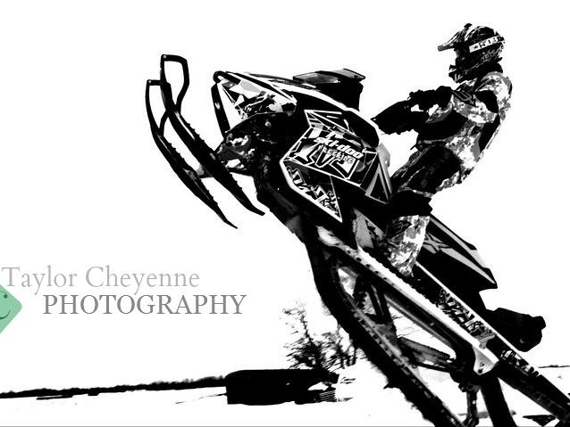 Dusten jumping. -action