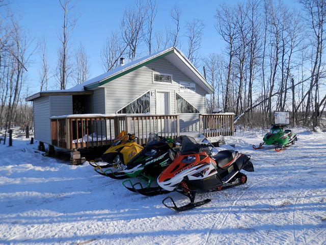 northern lites  warm up shack