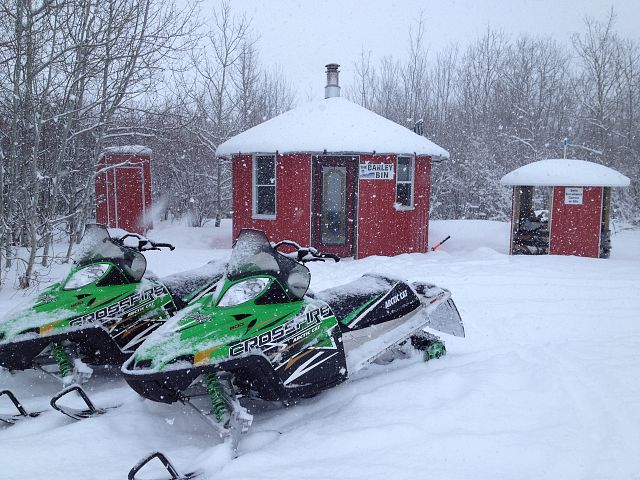 Very snowy day on the trail