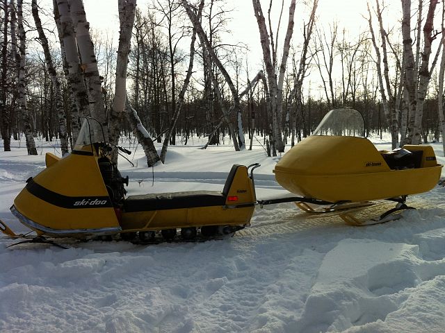 1966 & 1968 Ski-doos