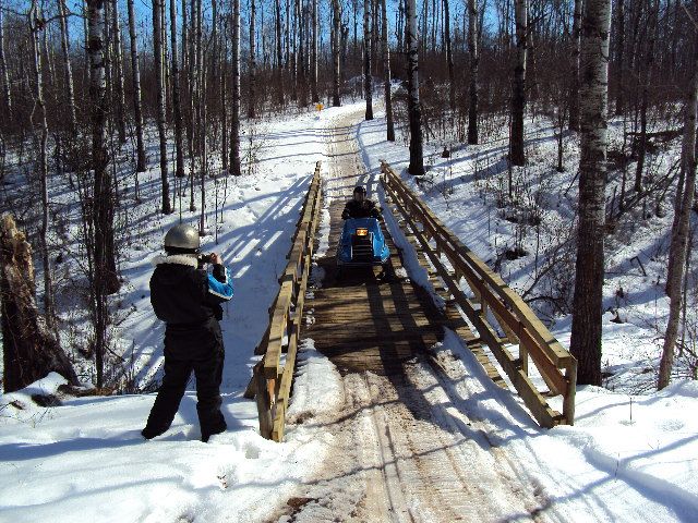 Crossing over the bridge on the Makaroff, MB Vintage ride.