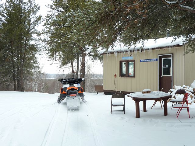 Ruben's Ridge Shelter