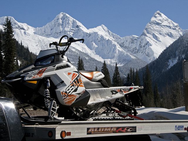 On the way to shred on a blue bird day !