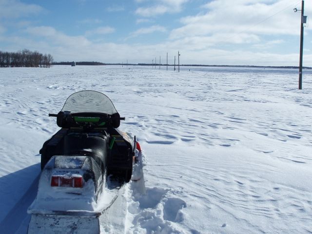 Trying to find the road after 50cm of snow SW of Miami