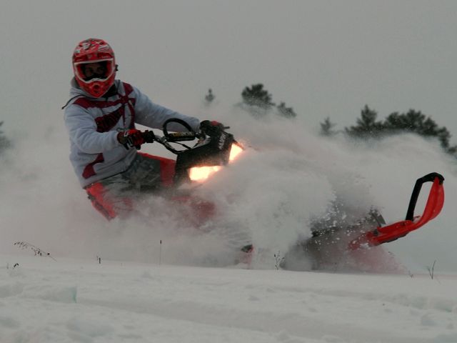 Carving some powder