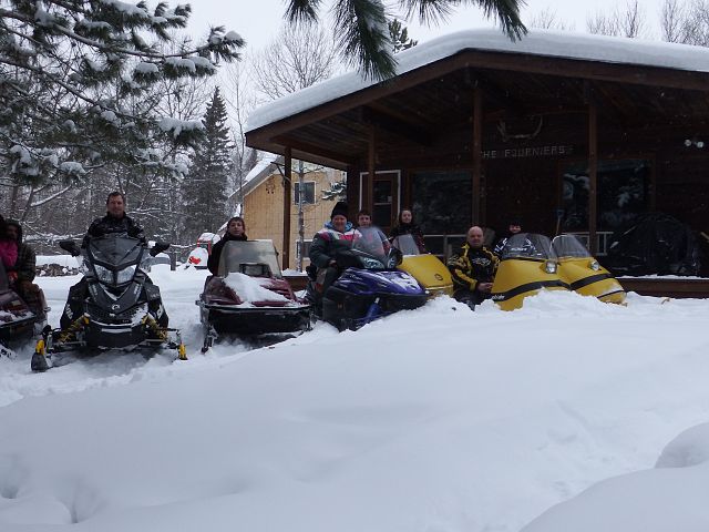 Bonne Longue fin de semaine Louis Riel avec la famille.