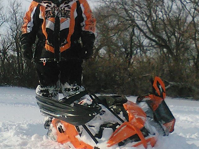 I wonder where that other ski is?