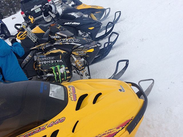 Family day of skidooing