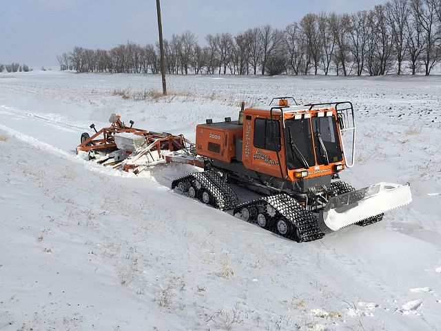 Valley Snowdrifters grooming the trail