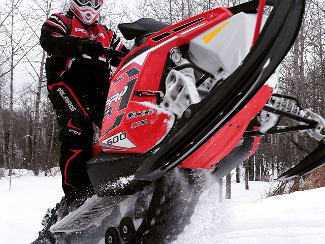 Getting them skis up in the park