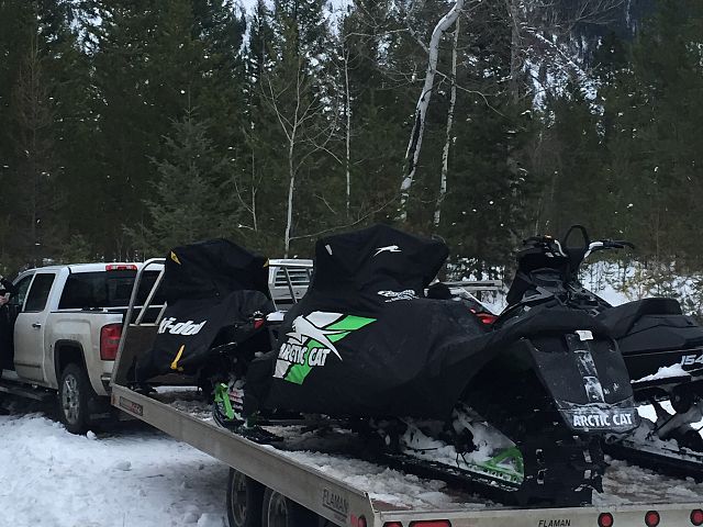 Loading up the Flaman trailer and heading home
