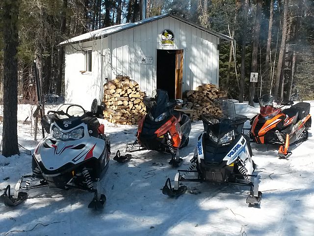 Just taking a break on another great ride.