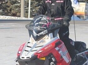 Prairie Women on snowmobiles! Riding for the cure ????