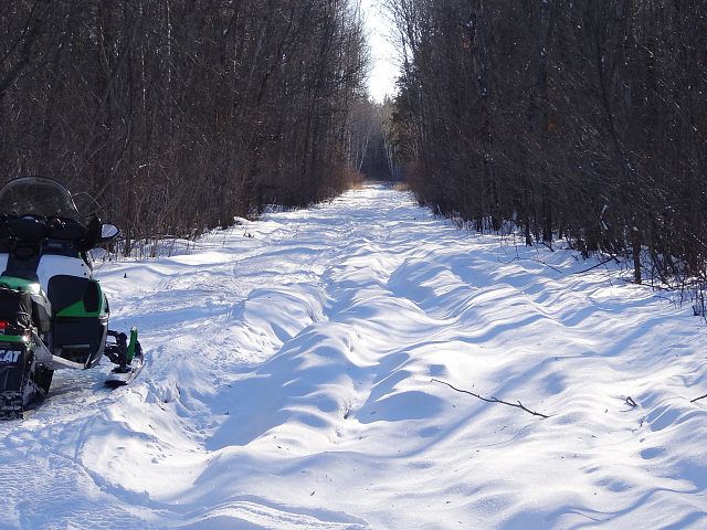 Why the groomer need more snow!