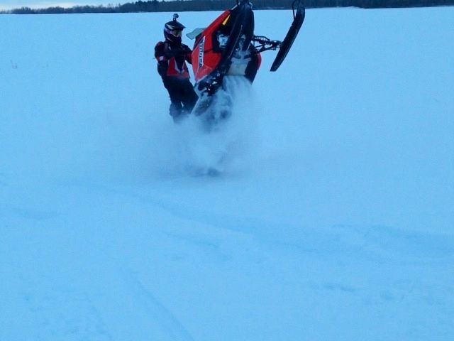 Angelo Olsen doing a tail stander!