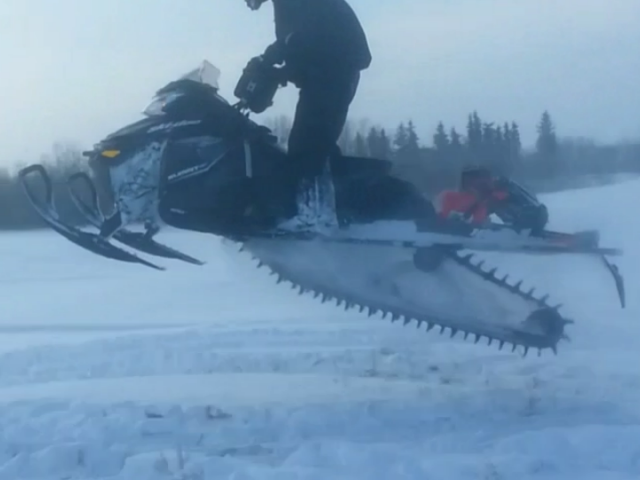 Airin' it out a little bit outside of Lloyd