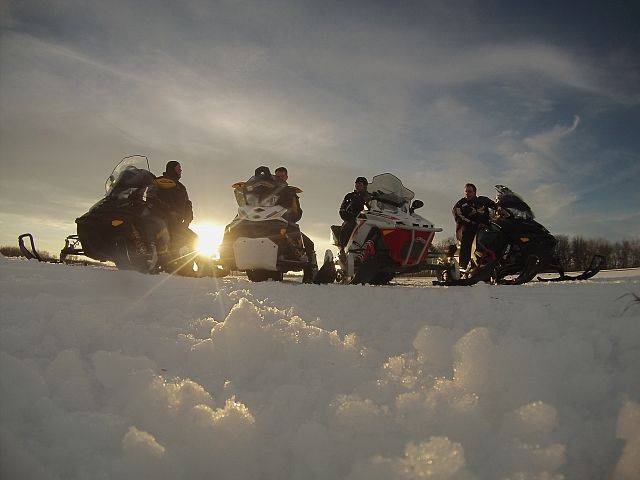 Family and friends, afternoon on the trails