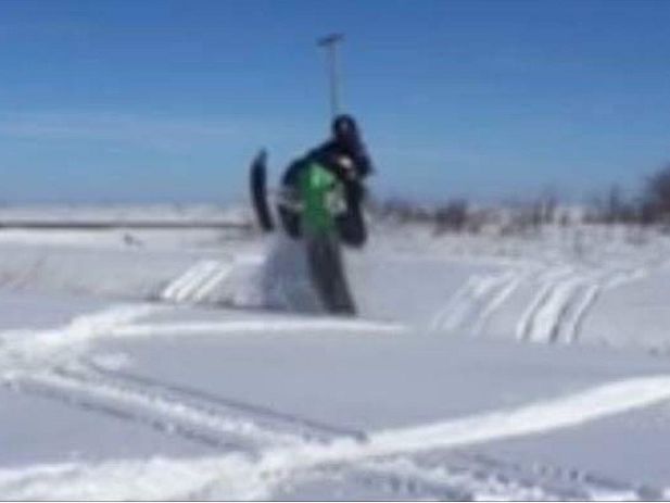 15 year ol daughter on her 08 m8 