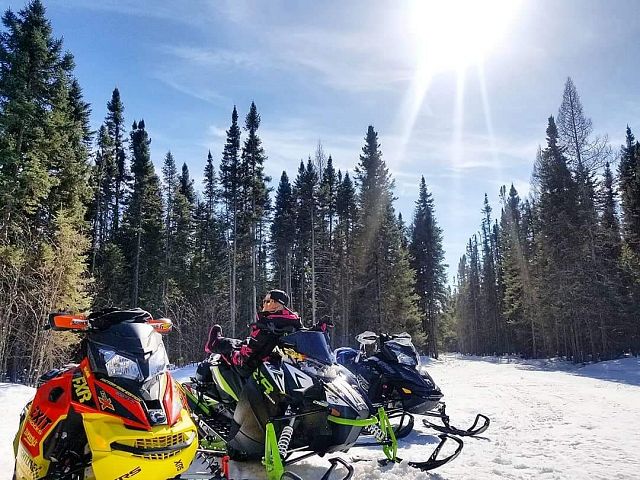 Sun, Sleds and Smiles 
