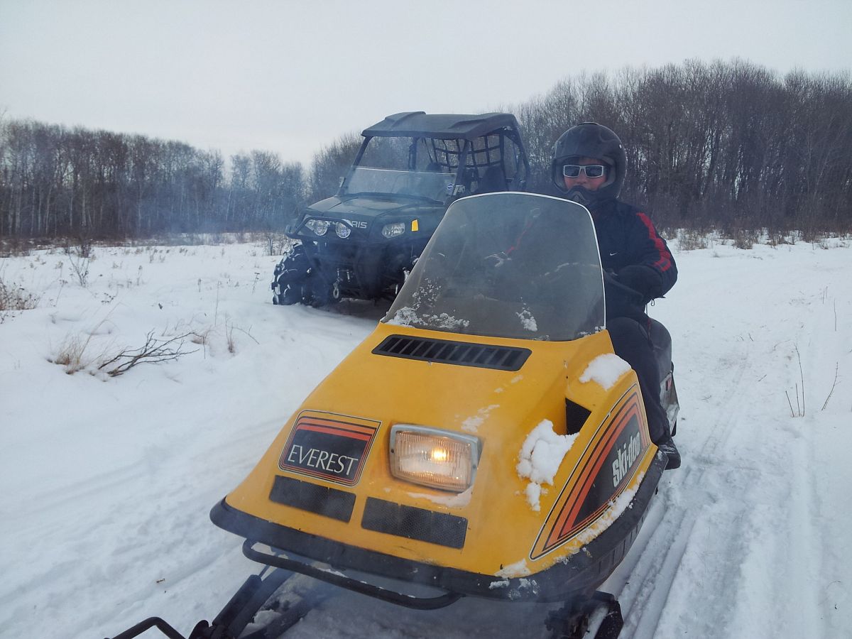 John Andrusyk riding his 1978 Ski Doo Everst 440 Passed down to him from his grandfather