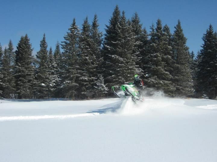 sawing through the nice powder at the swan plain derby