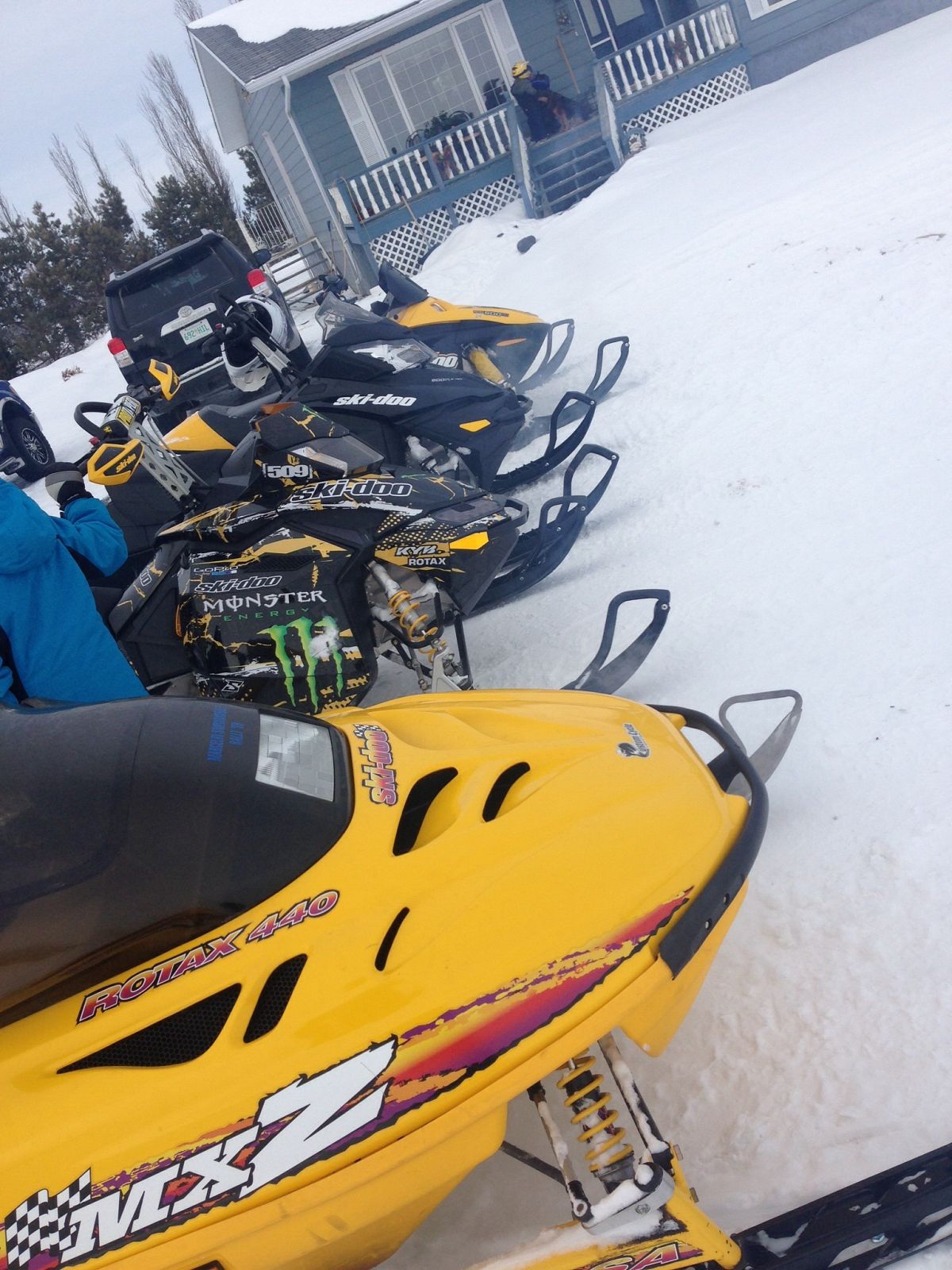 Family day of skidooing